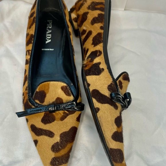 PRADA- women’s leopard print flats with black bow - Picture 2 of 6